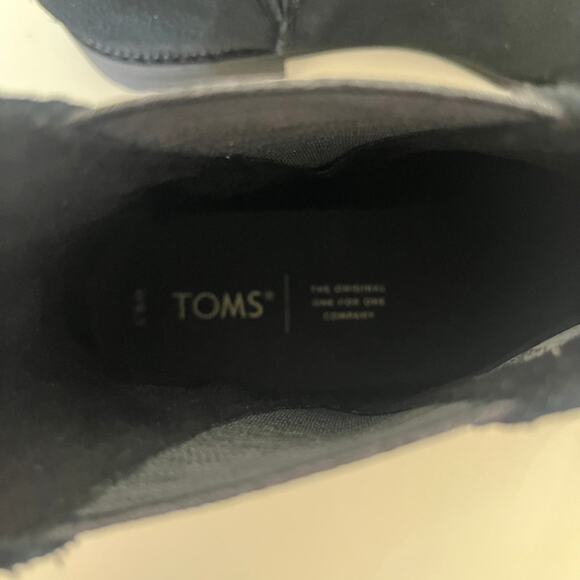 TOMS 'Cleo' US 8.5 Chelsea Black Suede Boot Slip On Ankle Bootie - Picture 4 of 10